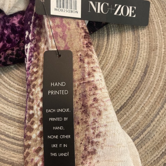 Nic+Zoe Hand Printed Top - Picture 5 of 7